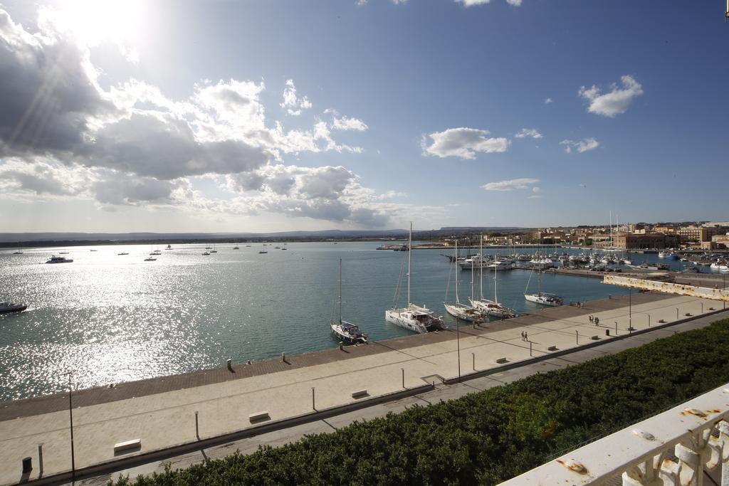 Ortigia Camere Con Vista Da Giulio B&B Συρακούσες Εξωτερικό φωτογραφία
