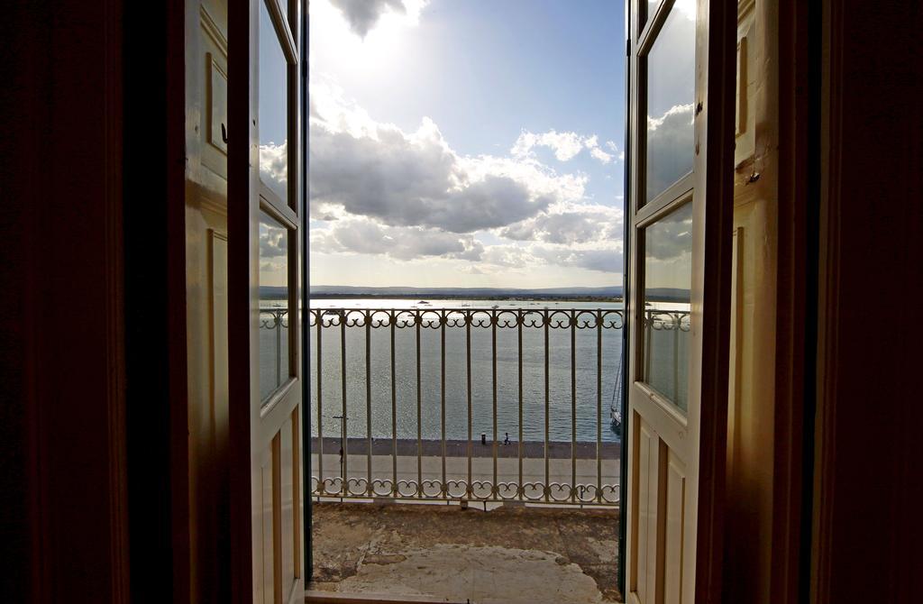Ortigia Camere Con Vista Da Giulio B&B Συρακούσες Εξωτερικό φωτογραφία