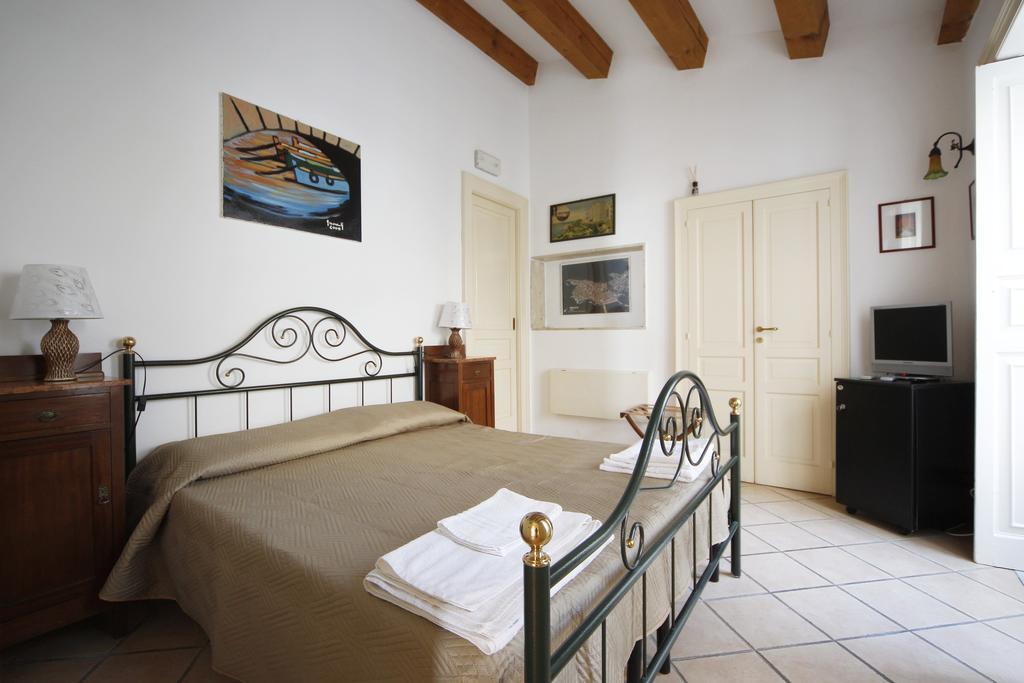 Ortigia Camere Con Vista Da Giulio B&B Συρακούσες Εξωτερικό φωτογραφία