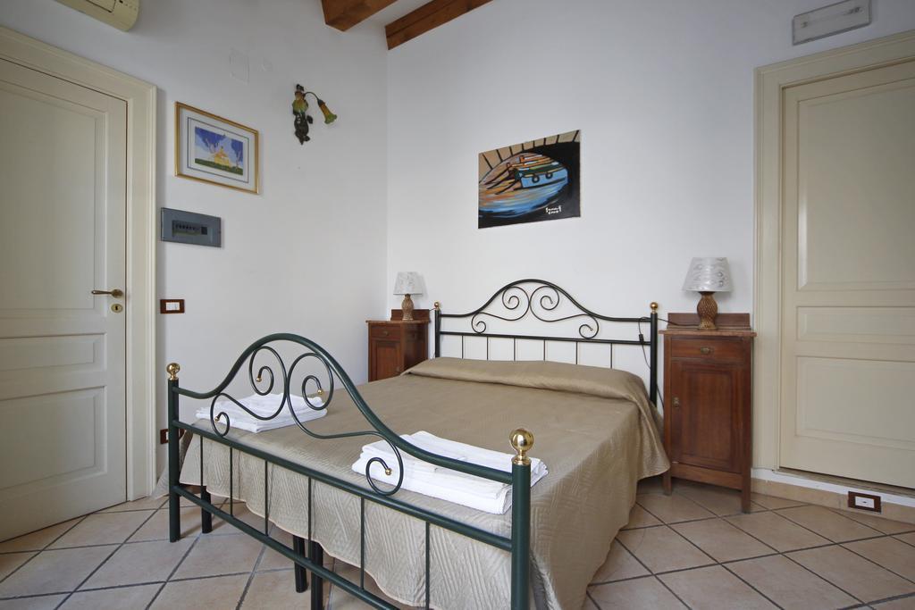 Ortigia Camere Con Vista Da Giulio B&B Συρακούσες Εξωτερικό φωτογραφία