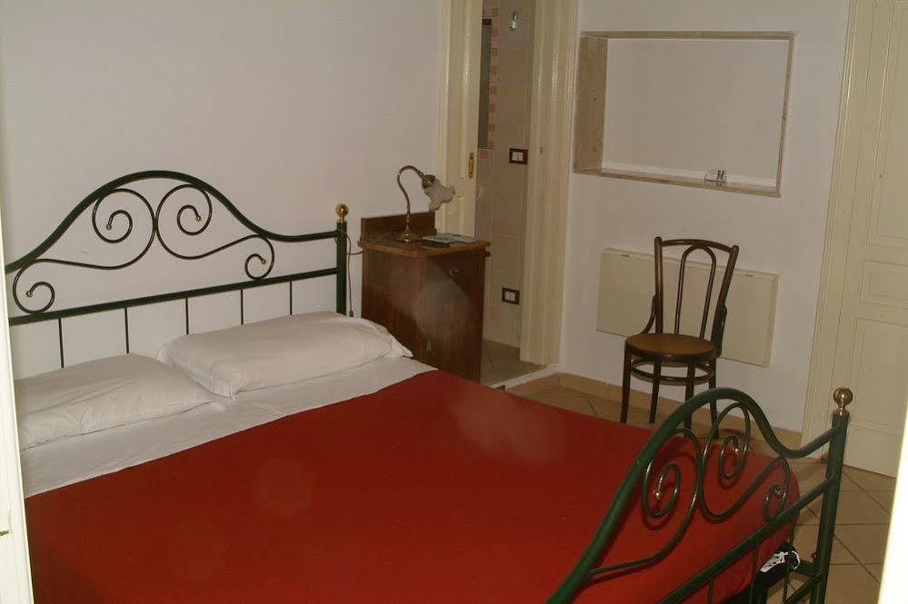 Ortigia Camere Con Vista Da Giulio B&B Συρακούσες Εξωτερικό φωτογραφία